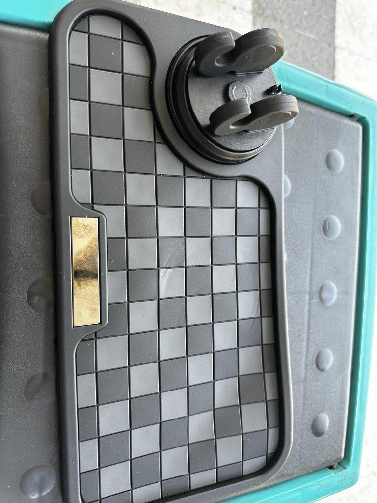 Support de Téléphone Rotatif à 360° pour Voiture avec Tapis Antidérapant en PVC