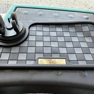 Support de Téléphone Rotatif à 360° pour Voiture avec Tapis Antidérapant en PVC