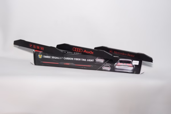 RearLine™ – Feu Arrière LED Carbone à 3 Segments